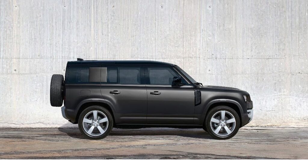 Land Rover DEFENDER